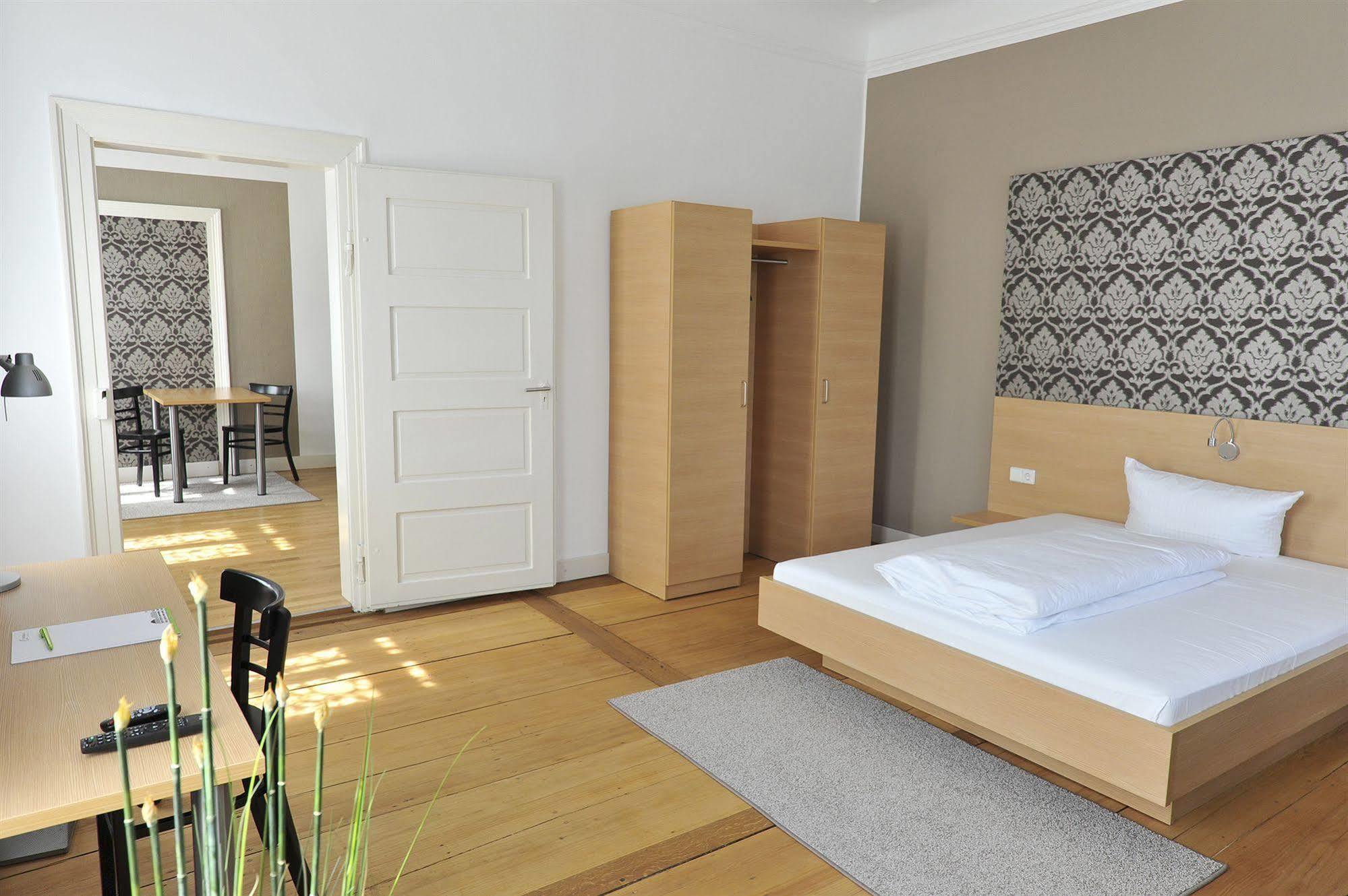 Campuszwei - Hotel & Boardinghouse Лудвигсбург Екстериор снимка