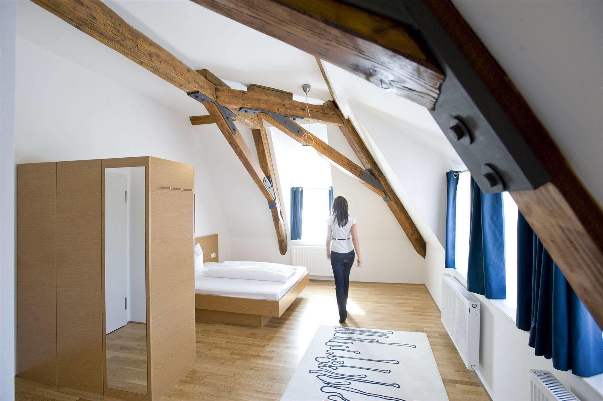 Campuszwei - Hotel & Boardinghouse Лудвигсбург Екстериор снимка