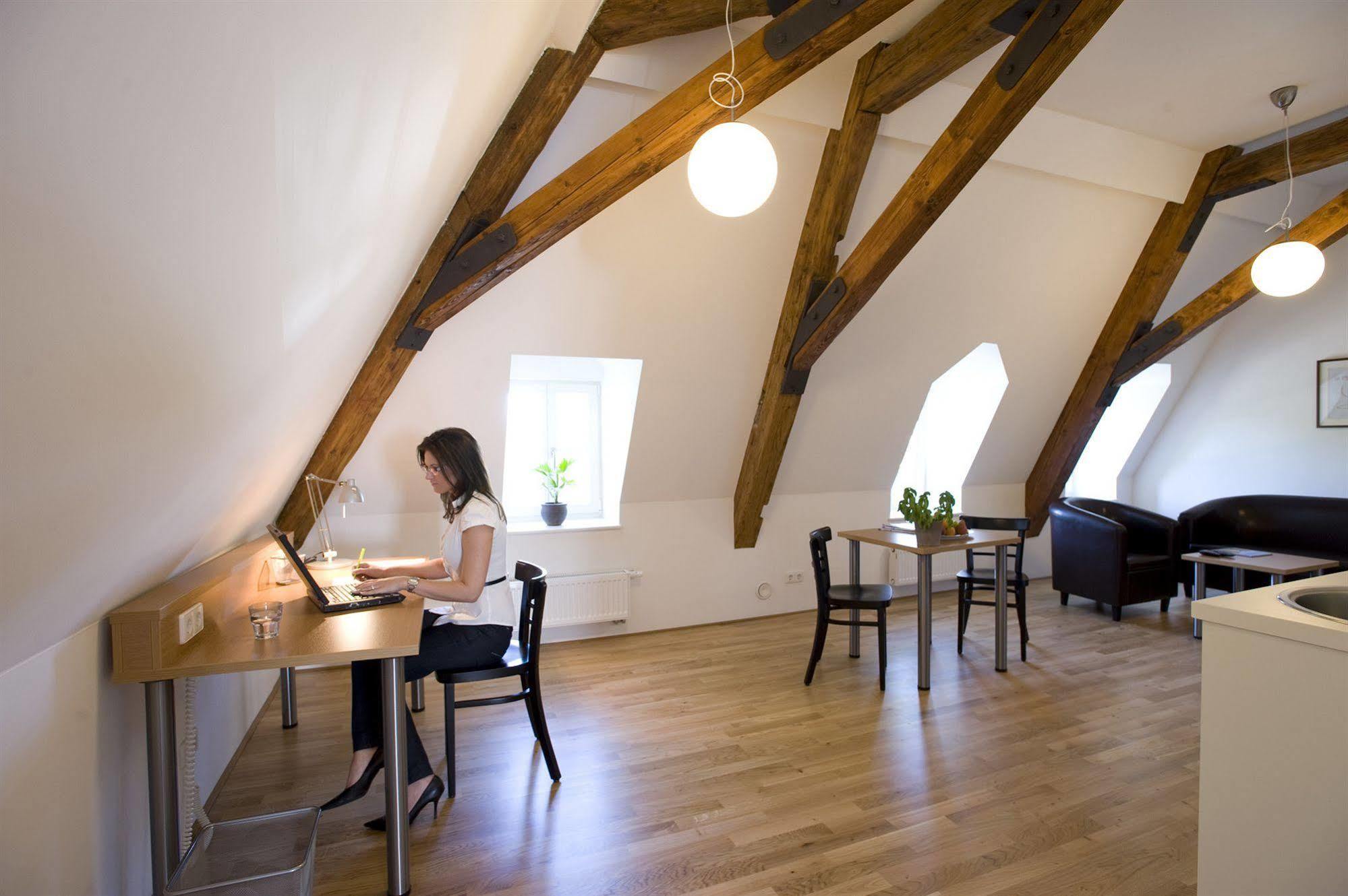 Campuszwei - Hotel & Boardinghouse Лудвигсбург Екстериор снимка