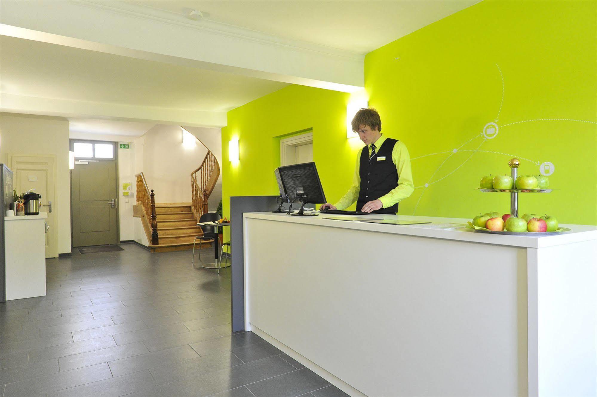 Campuszwei - Hotel & Boardinghouse Лудвигсбург Екстериор снимка