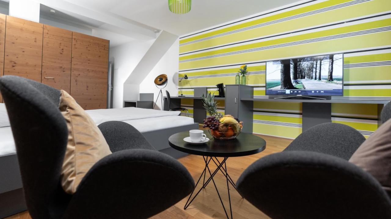 Campuszwei - Hotel & Boardinghouse Лудвигсбург Екстериор снимка